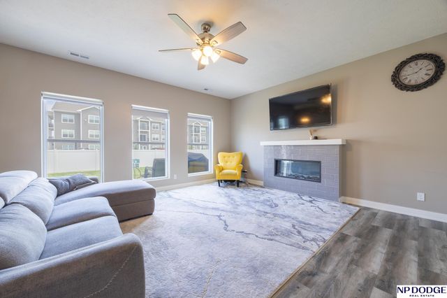 2600 W B Street, Lincoln, NE 68522