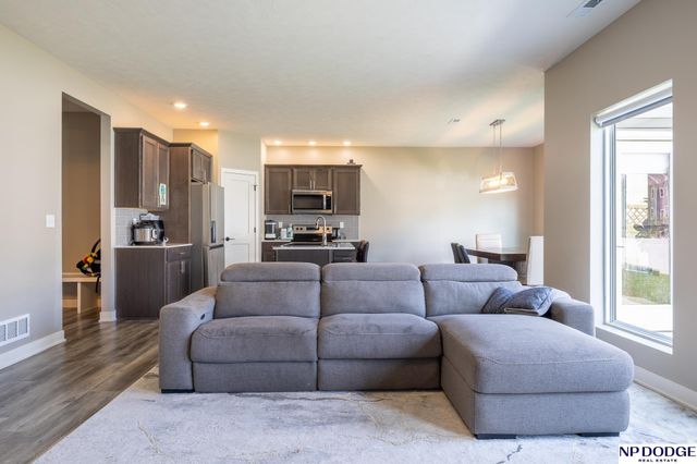 2600 W B Street, Lincoln, NE 68522