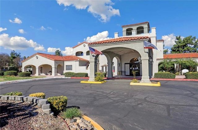 1060 Clubhouse, Hemet, CA 92545