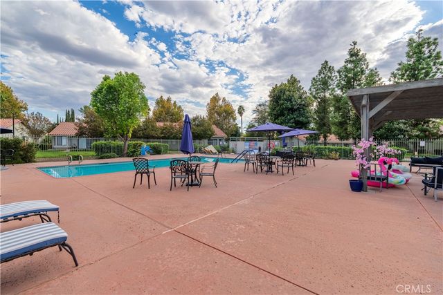 1060 Clubhouse, Hemet, CA 92545