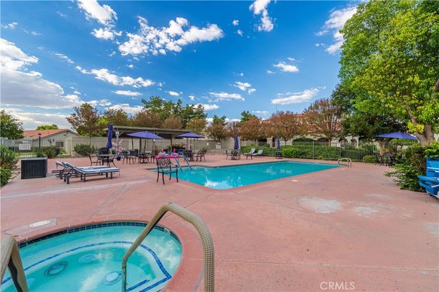 1060 Clubhouse, Hemet, CA 92545