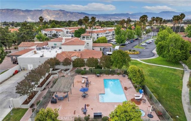 1060 Clubhouse, Hemet, CA 92545