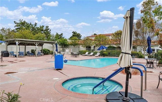 1060 Clubhouse, Hemet, CA 92545