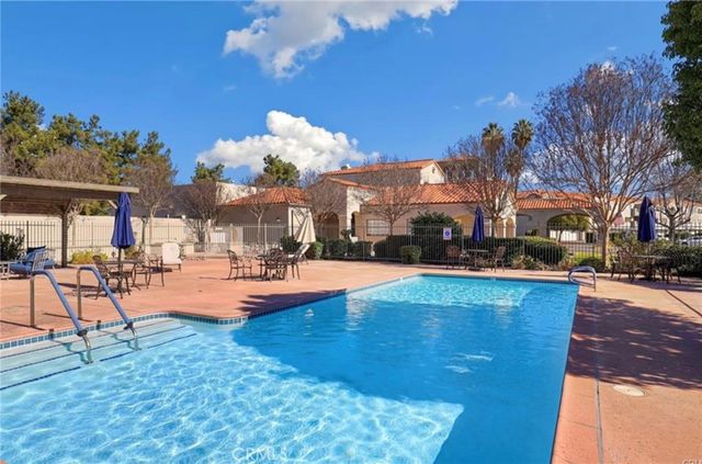 1060 Clubhouse, Hemet, CA 92545