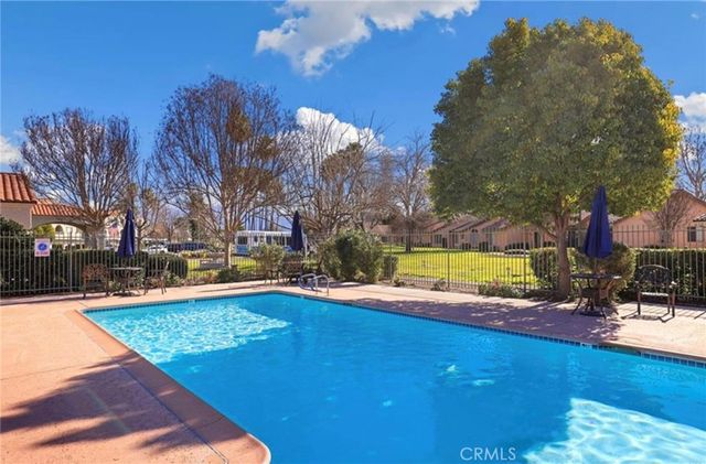 1060 Clubhouse, Hemet, CA 92545