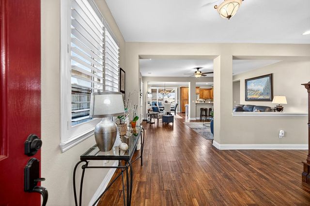 2217 Ryedale Ln, Sacramento, CA 95835