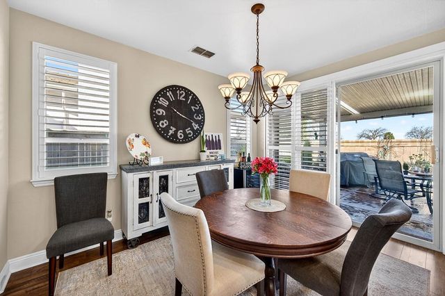 2217 Ryedale Ln, Sacramento, CA 95835