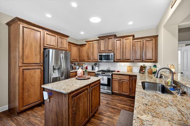 2217 Ryedale Ln, Sacramento, CA 95835