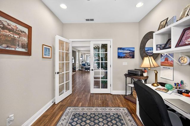 2217 Ryedale Ln, Sacramento, CA 95835