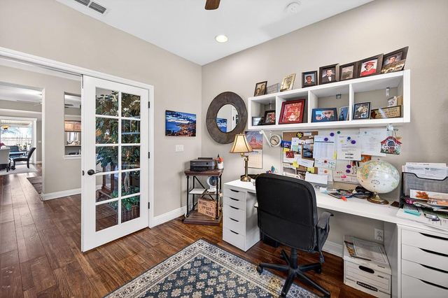 2217 Ryedale Ln, Sacramento, CA 95835