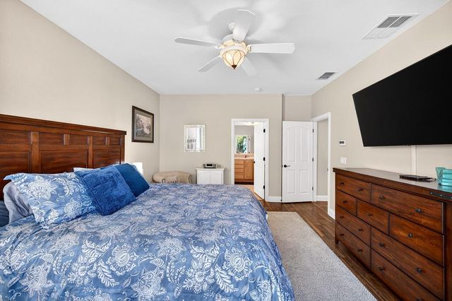 2217 Ryedale Ln, Sacramento, CA 95835