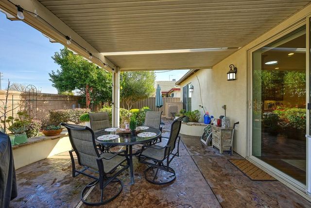 2217 Ryedale Ln, Sacramento, CA 95835