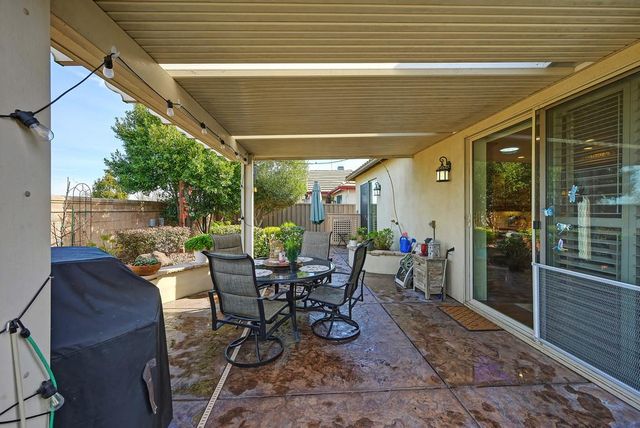 2217 Ryedale Ln, Sacramento, CA 95835