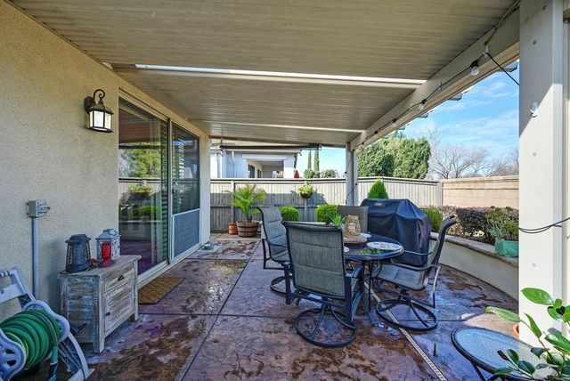 2217 Ryedale Ln, Sacramento, CA 95835