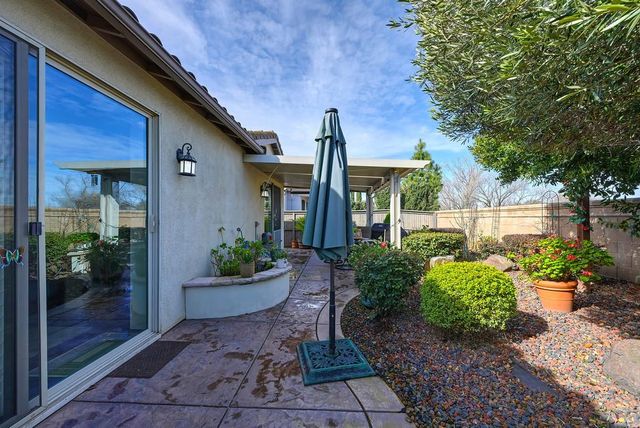 2217 Ryedale Ln, Sacramento, CA 95835