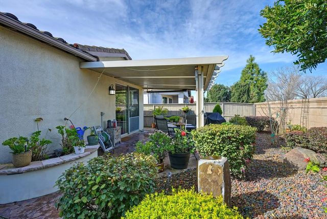 2217 Ryedale Ln, Sacramento, CA 95835
