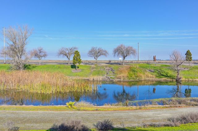 2217 Ryedale Ln, Sacramento, CA 95835