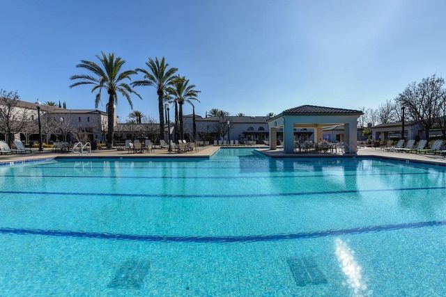 2217 Ryedale Ln, Sacramento, CA 95835