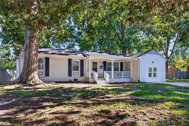 166 Beechmont DR, Newport News, VA 23608