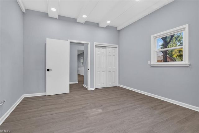 166 Beechmont DR, Newport News, VA 23608