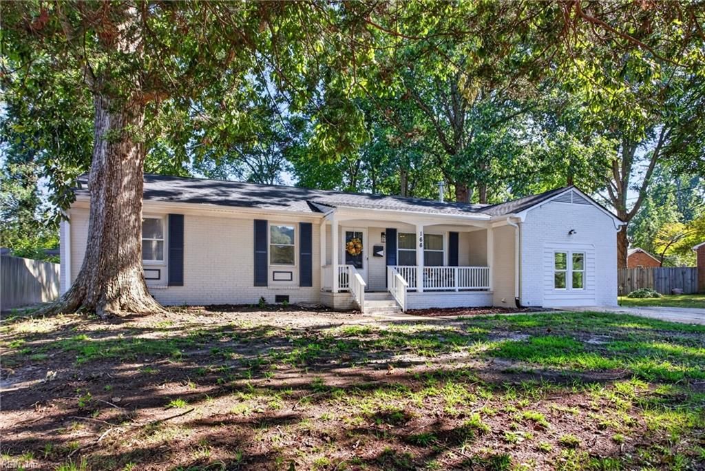 166 Beechmont DR, Newport News, VA 23608