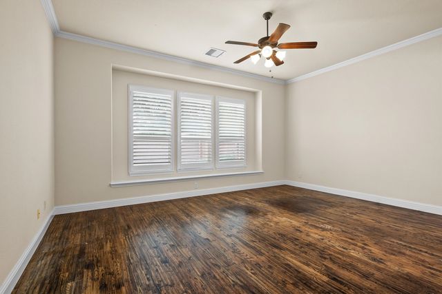 1148 Grant Avenue, Lantana, TX 76226