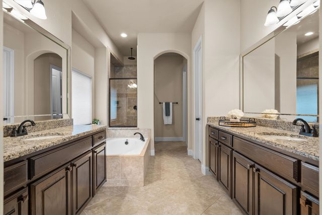 1148 Grant Avenue, Lantana, TX 76226