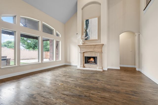 1148 Grant Avenue, Lantana, TX 76226