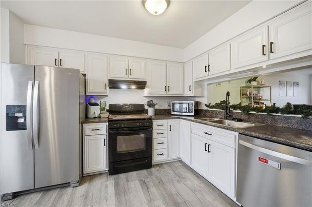 1735 Purchase ARCH, Virginia Beach, VA 23454