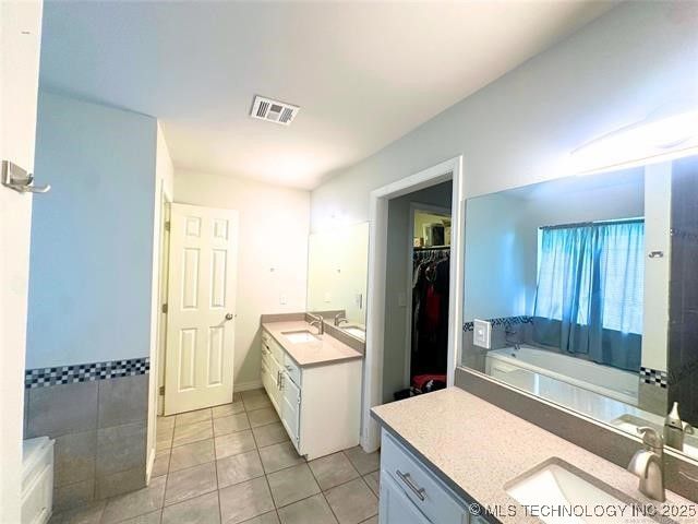 10922 E Canyon Oaks Boulevard, Claremore, OK 74017