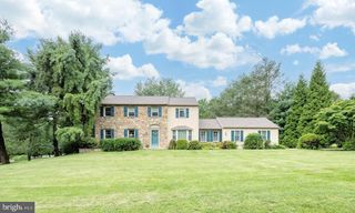 1308 S TULIP DR, West Chester, PA 19380