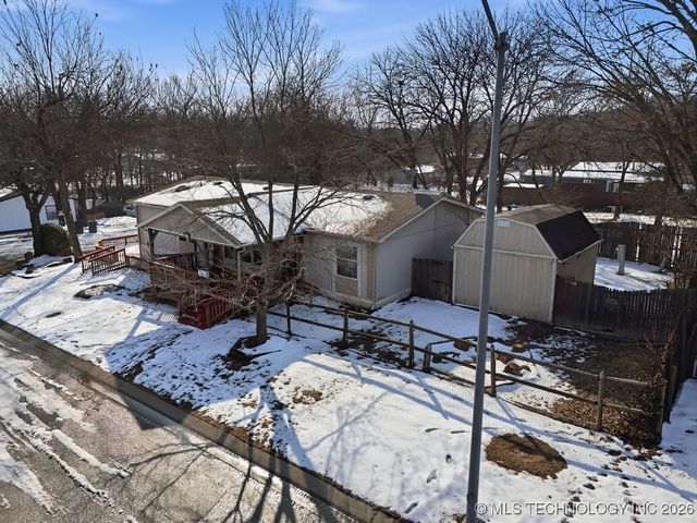 13706 Peabody Drive, Glenpool, OK 74033