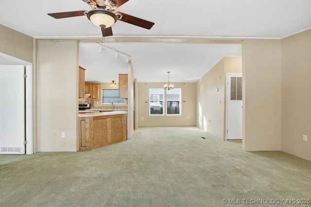 13706 Peabody Drive, Glenpool, OK 74033