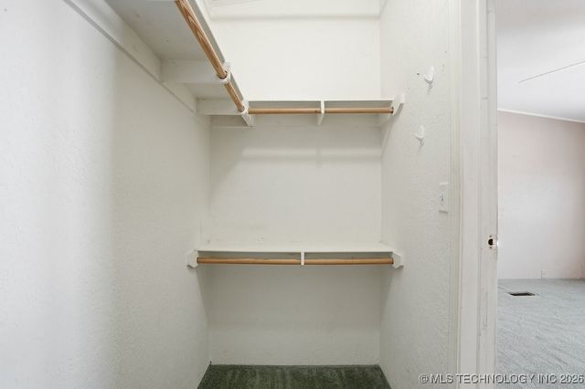 13706 Peabody Drive, Glenpool, OK 74033