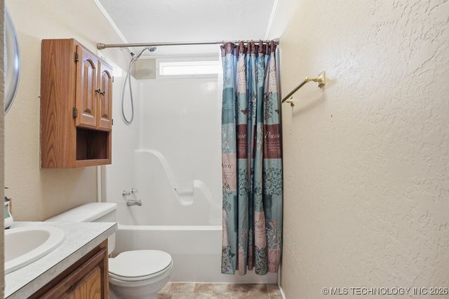 13706 Peabody Drive, Glenpool, OK 74033