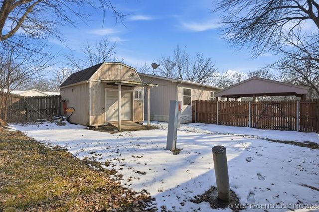 13706 Peabody Drive, Glenpool, OK 74033