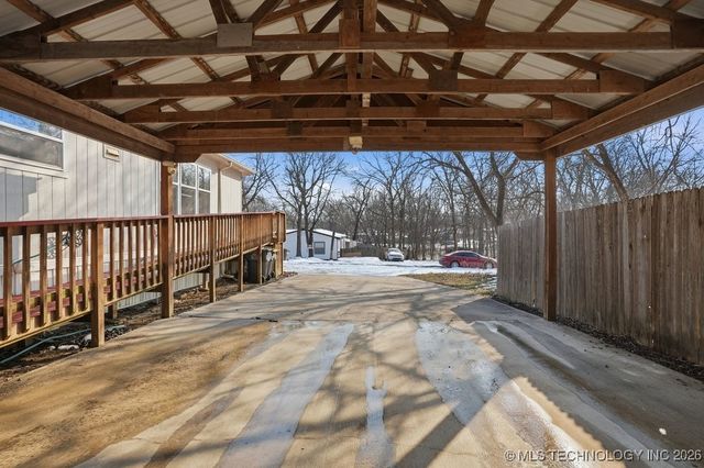 13706 Peabody Drive, Glenpool, OK 74033