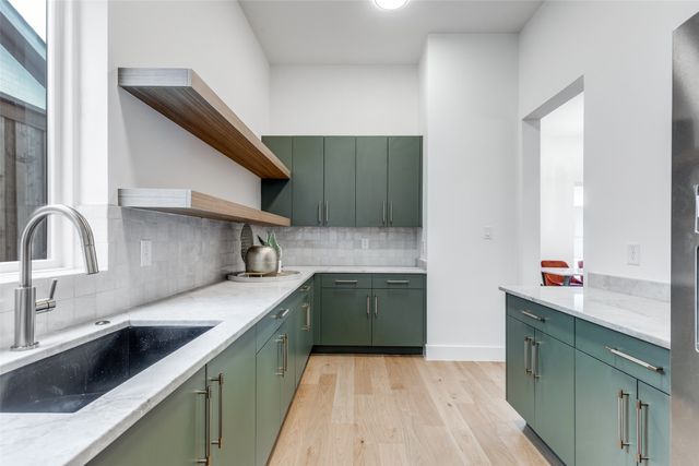 3733 Manana Drive, Dallas, TX 75220