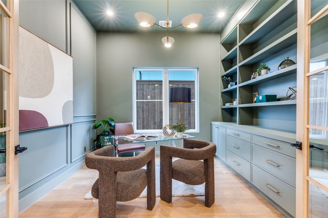 3733 Manana Drive, Dallas, TX 75220