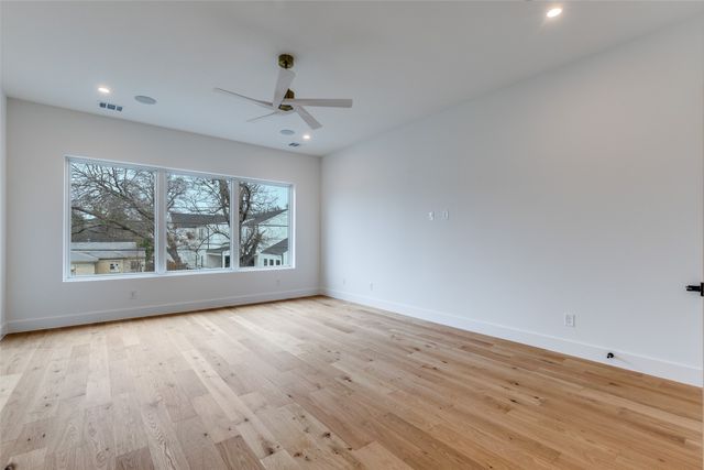 3733 Manana Drive, Dallas, TX 75220