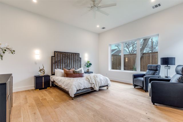 3733 Manana Drive, Dallas, TX 75220