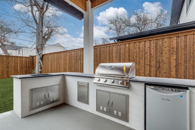 3733 Manana Drive, Dallas, TX 75220