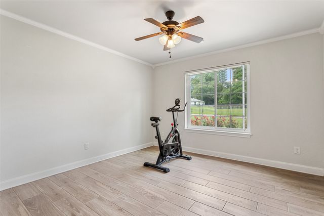 10443 County Road 3407, Brownsboro, TX 75756