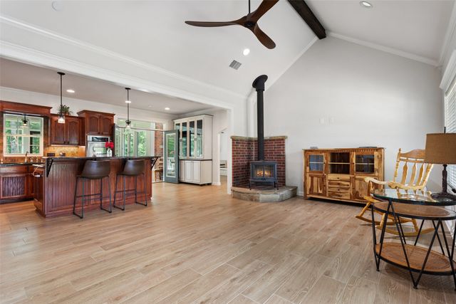 10443 County Road 3407, Brownsboro, TX 75756