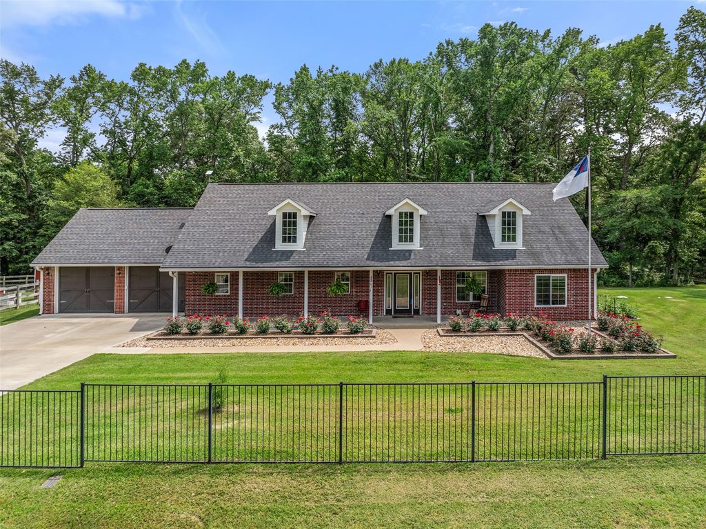 10443 County Road 3407, Brownsboro, TX 75756