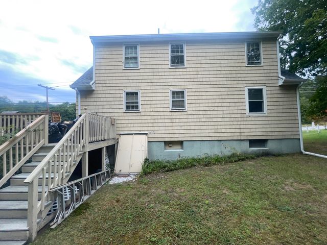 303 Salem Rd, Billerica, MA 01821