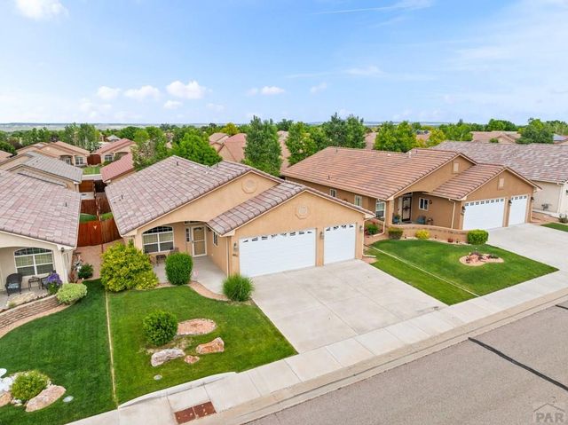 4911 Applecrest Dr., Pueblo, CO 81005