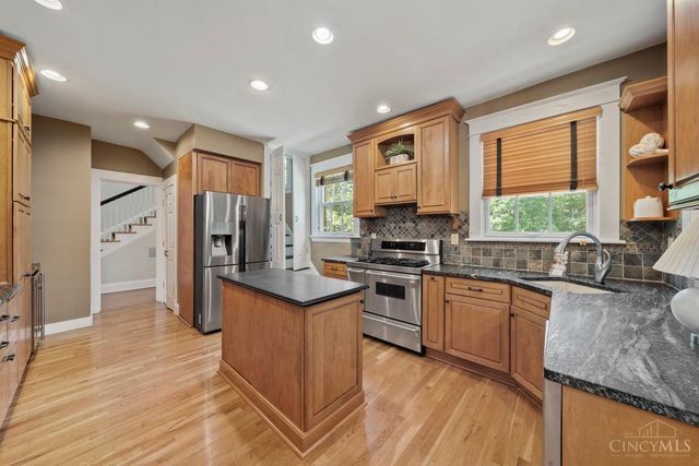 3940 Red Bud Avenue, Cincinnati, OH 45229