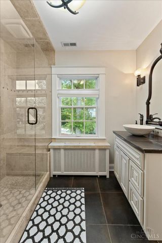 3940 Red Bud Avenue, Cincinnati, OH 45229