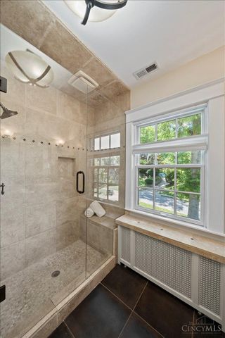 3940 Red Bud Avenue, Cincinnati, OH 45229